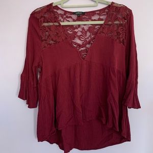 AMBIANCE lace top